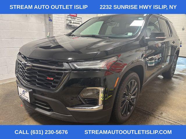 used 2022 Chevrolet Traverse car, priced at $33,695