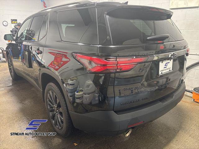 used 2022 Chevrolet Traverse car, priced at $33,695