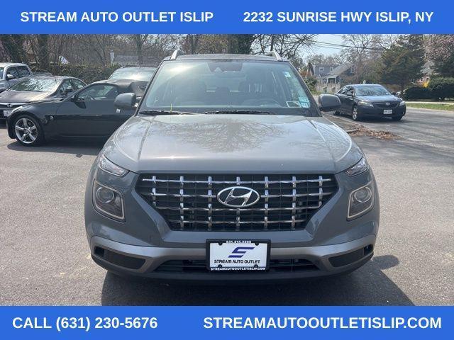 used 2022 Hyundai Venue car, priced at $13,995