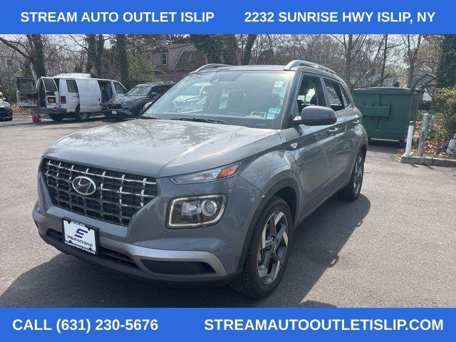used 2022 Hyundai Venue car, priced at $13,995