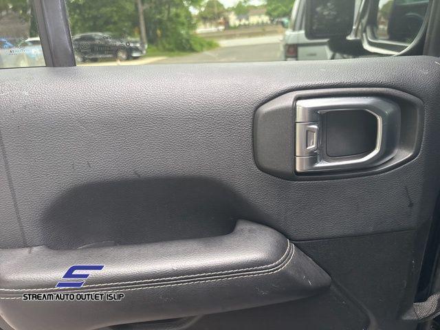 used 2018 Jeep Wrangler Unlimited car, priced at $17,495