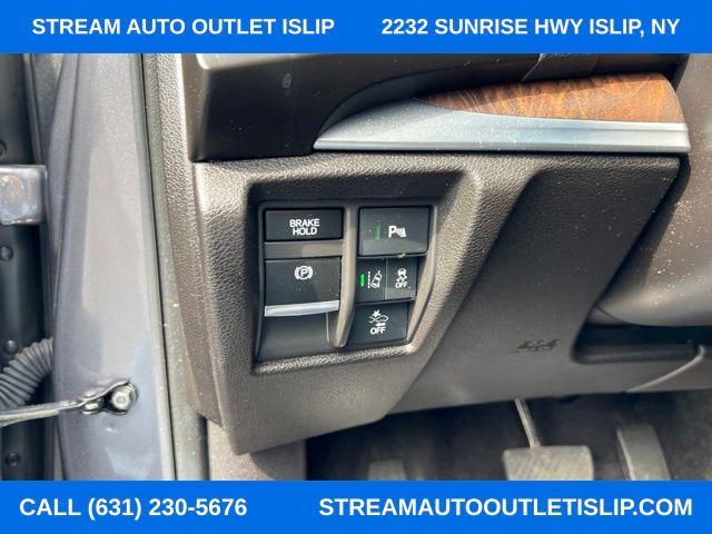 used 2020 Acura MDX car, priced at $28,780