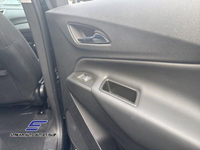 used 2022 Chevrolet Equinox car, priced at $21,495
