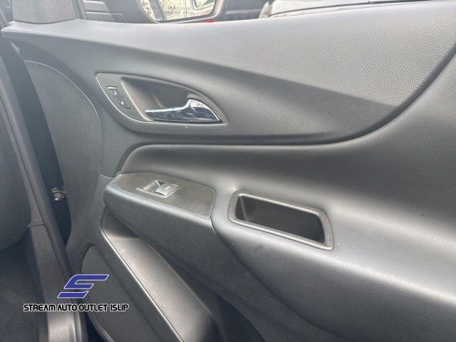 used 2022 Chevrolet Equinox car, priced at $17,995