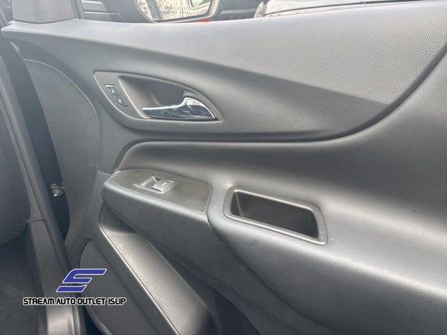 used 2022 Chevrolet Equinox car, priced at $21,495