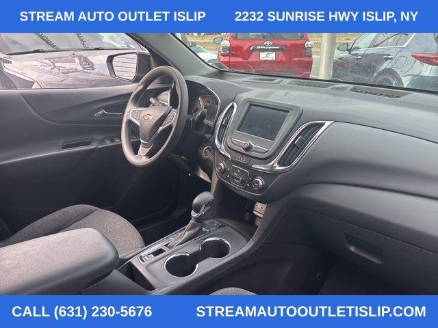 used 2022 Chevrolet Equinox car, priced at $18,465