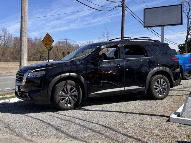 used 2022 Nissan Pathfinder car, priced at $27,990