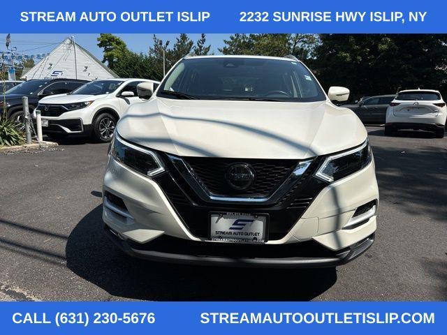 used 2021 Nissan Rogue Sport car, priced at $17,990