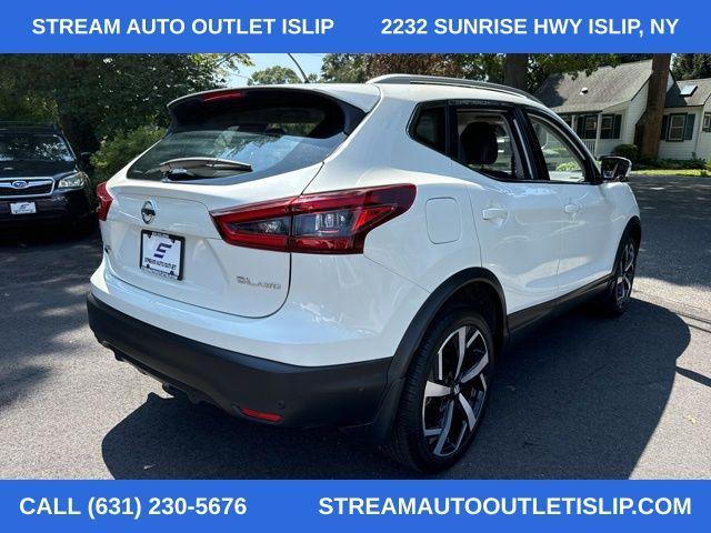 used 2021 Nissan Rogue Sport car, priced at $17,990