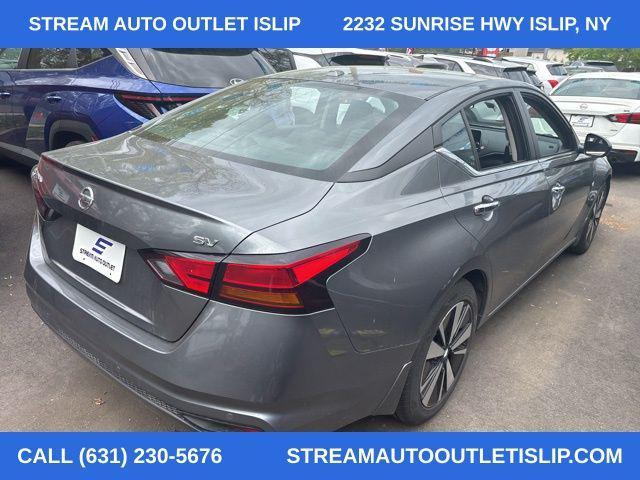used 2022 Nissan Altima car, priced at $16,495
