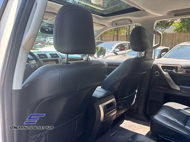used 2019 Lexus GX 460 car, priced at $27,395
