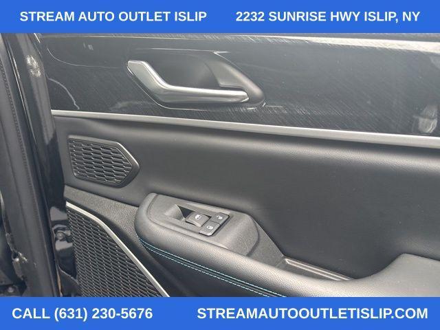 used 2022 Jeep Grand Cherokee 4xe car, priced at $33,495