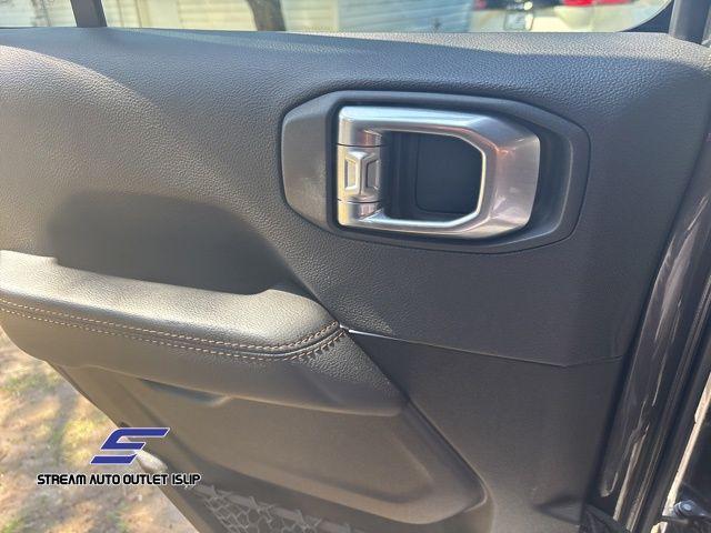 used 2021 Jeep Wrangler Unlimited car, priced at $43,995