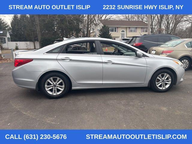 used 2013 Hyundai Sonata car, priced at $10,189