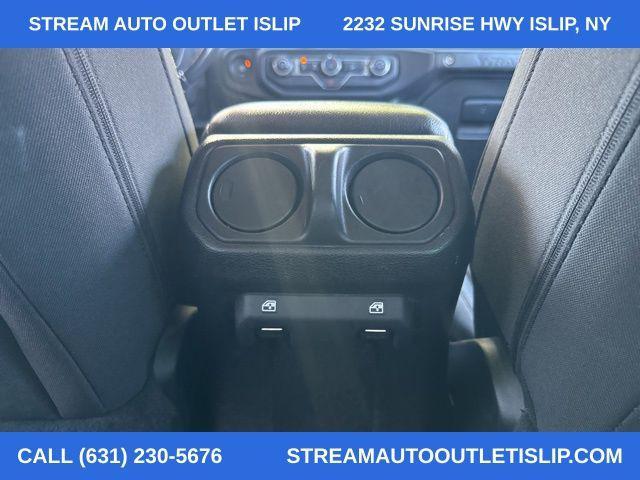 used 2019 Jeep Wrangler Unlimited car, priced at $25,698