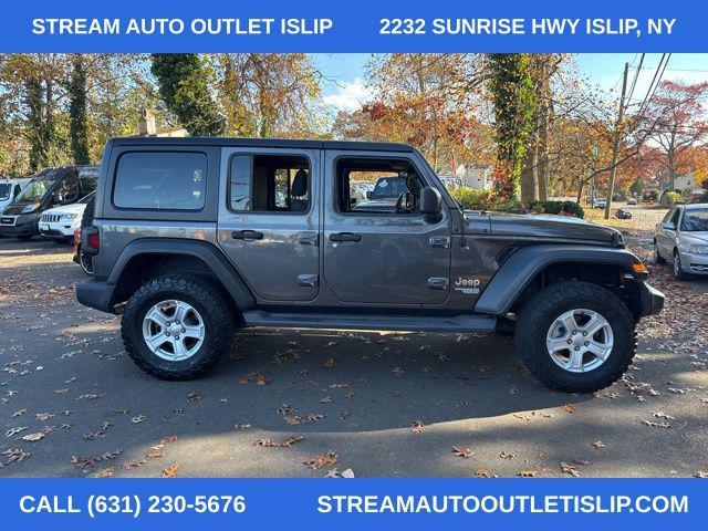 used 2019 Jeep Wrangler Unlimited car, priced at $25,698