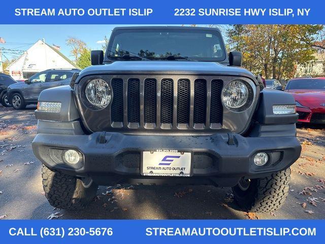 used 2019 Jeep Wrangler Unlimited car, priced at $25,698