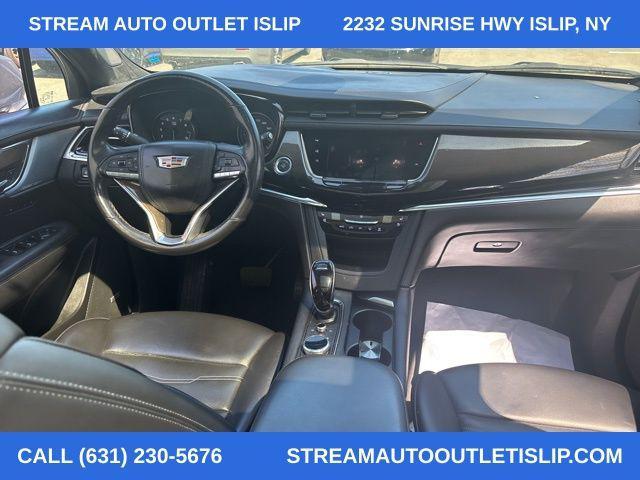 used 2022 Cadillac XT6 car, priced at $31,695