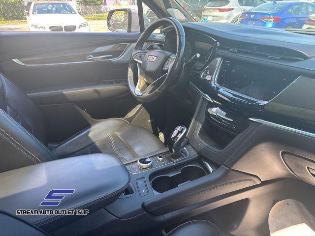 used 2022 Cadillac XT6 car, priced at $31,695