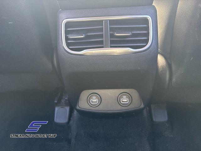 used 2021 Hyundai Santa Fe car, priced at $17,495