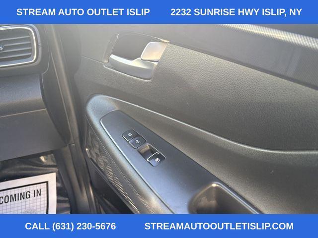 used 2021 Hyundai Santa Fe car, priced at $17,995