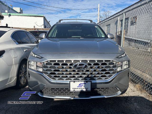 used 2021 Hyundai Santa Fe car, priced at $17,495