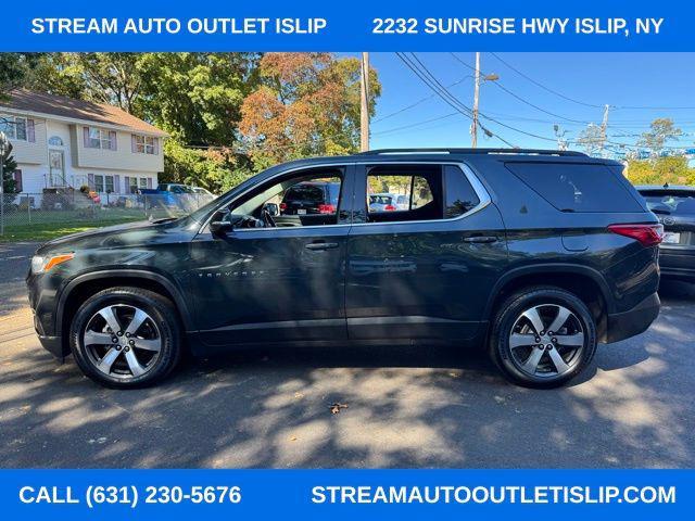 used 2021 Chevrolet Traverse car, priced at $25,587