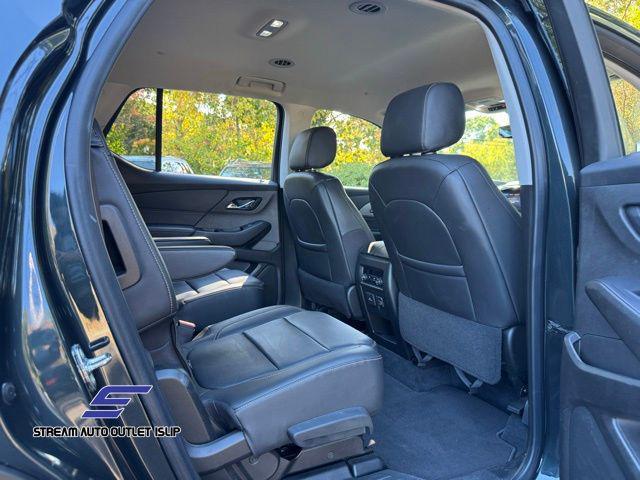 used 2021 Chevrolet Traverse car, priced at $25,695