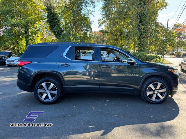 used 2021 Chevrolet Traverse car, priced at $25,695