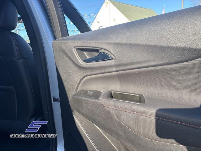 used 2022 Chevrolet Equinox car, priced at $19,995