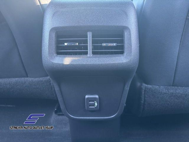 used 2022 Chevrolet Equinox car, priced at $19,995