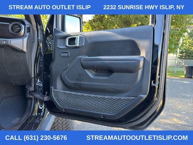 used 2019 Jeep Wrangler Unlimited car, priced at $22,990