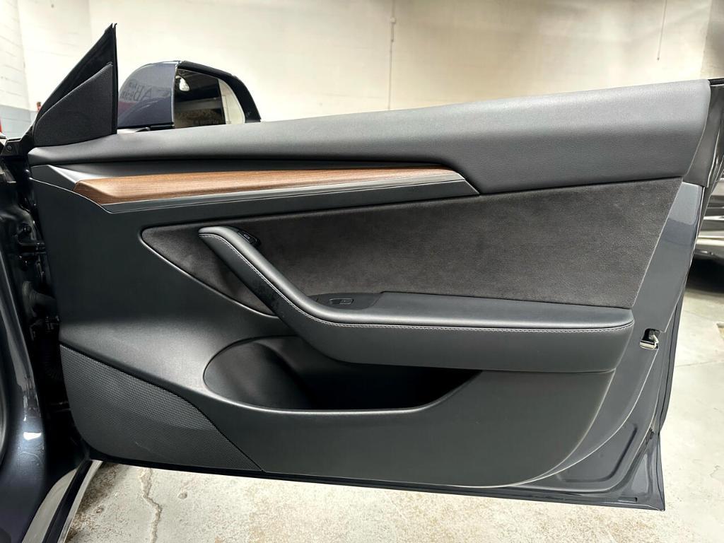 used 2022 Tesla Model 3 car, priced at $28,595