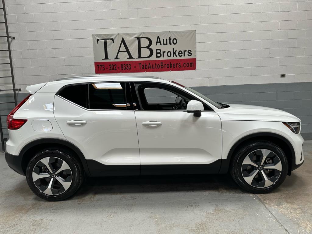 used 2024 Volvo XC40 car, priced at $32,995
