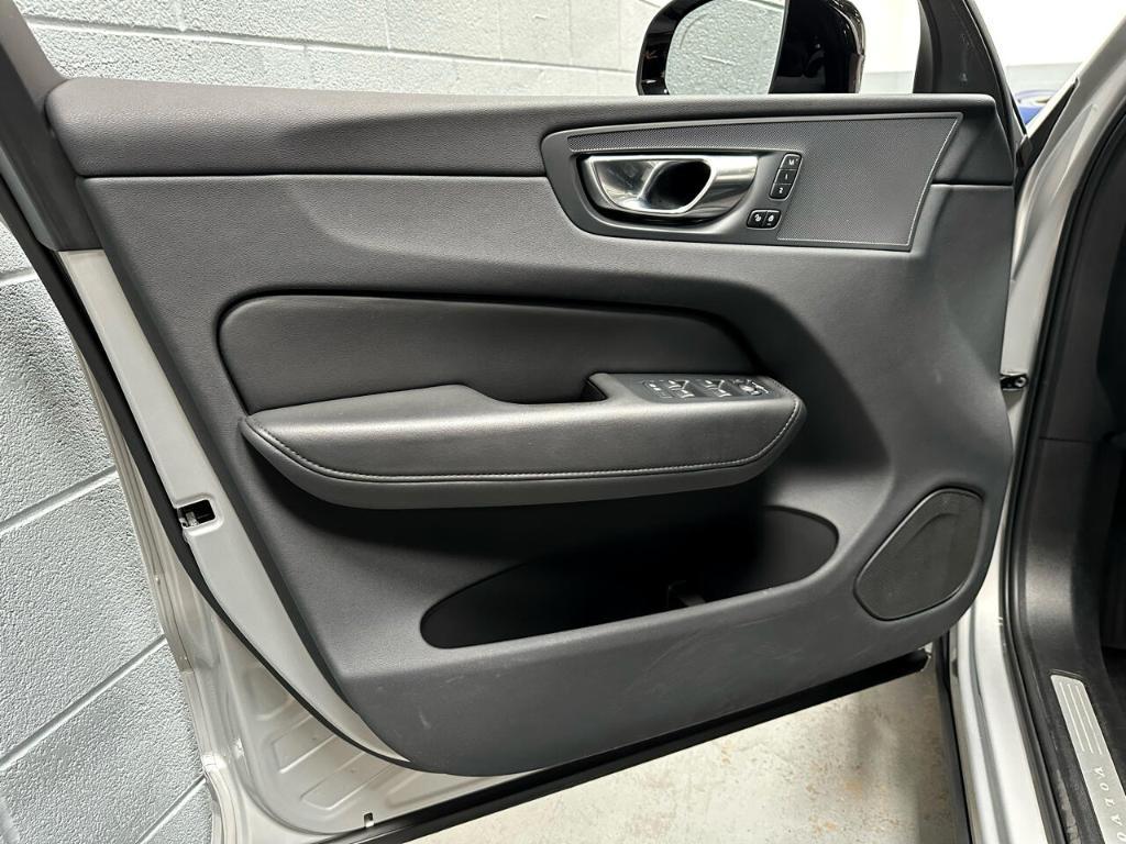 used 2023 Volvo XC60 car, priced at $35,995