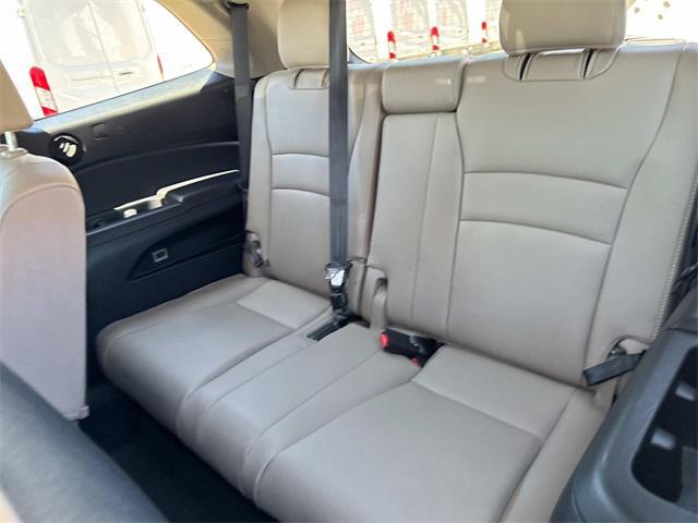 used 2022 Honda Pilot car, priced at $29,000