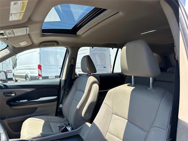 used 2022 Honda Pilot car, priced at $29,000