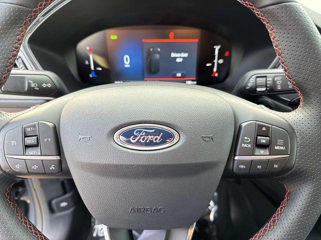 used 2025 Ford Escape car, priced at $29,900