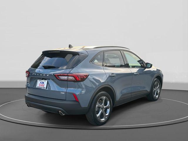 used 2025 Ford Escape car, priced at $29,900