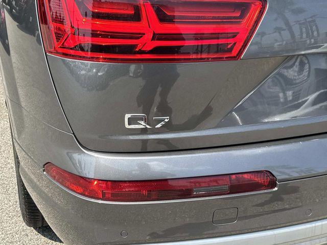 used 2019 Audi Q7 car, priced at $17,500