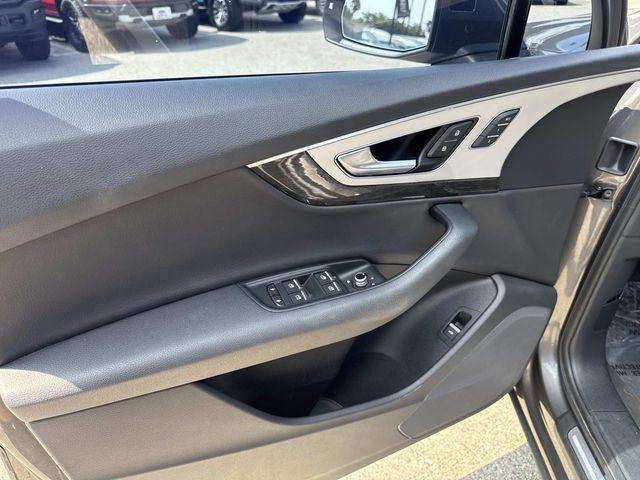 used 2019 Audi Q7 car, priced at $17,500