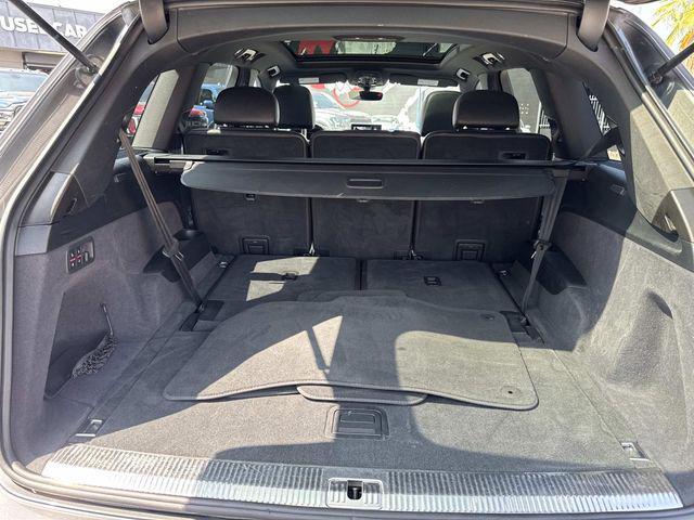 used 2019 Audi Q7 car, priced at $17,500