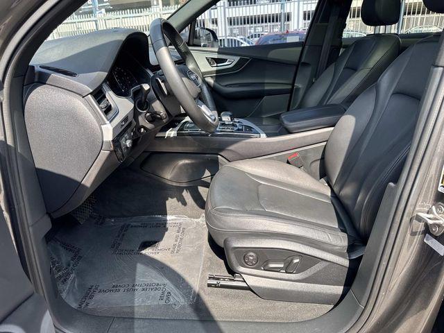 used 2019 Audi Q7 car, priced at $17,500