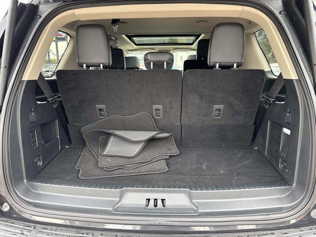 used 2023 Ford Expedition car, priced at $43,800