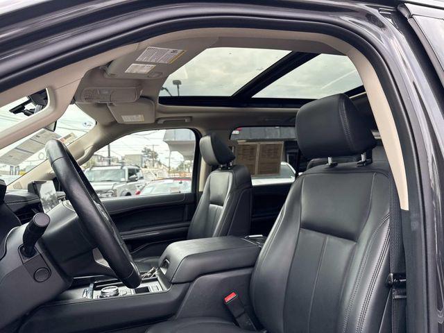 used 2023 Ford Expedition car, priced at $43,800
