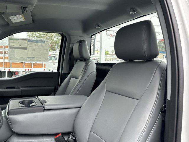 new 2025 Ford F-250 car, priced at $62,500