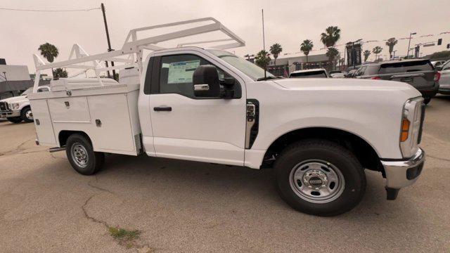 new 2025 Ford F-250 car, priced at $62,500