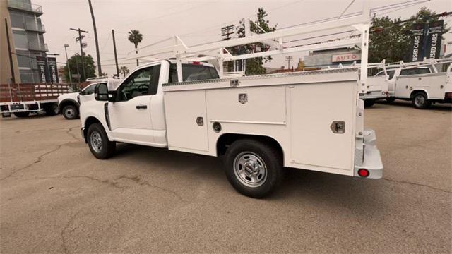 new 2025 Ford F-250 car, priced at $62,500