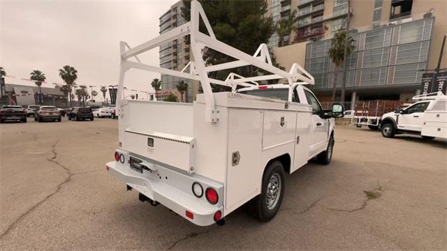 new 2025 Ford F-250 car, priced at $62,500