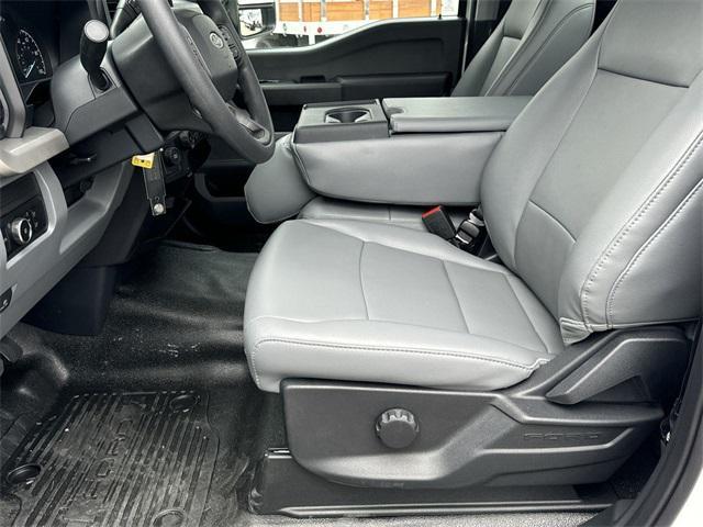 new 2025 Ford F-250 car, priced at $60,129